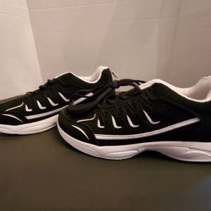 Men's Sneakers size 10